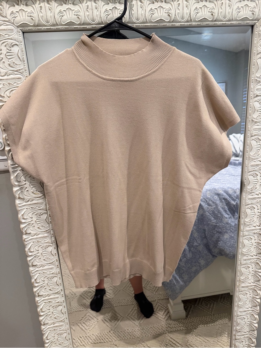 Maternity Women’s Mock Neck Short Sleeve Sweater - Cream